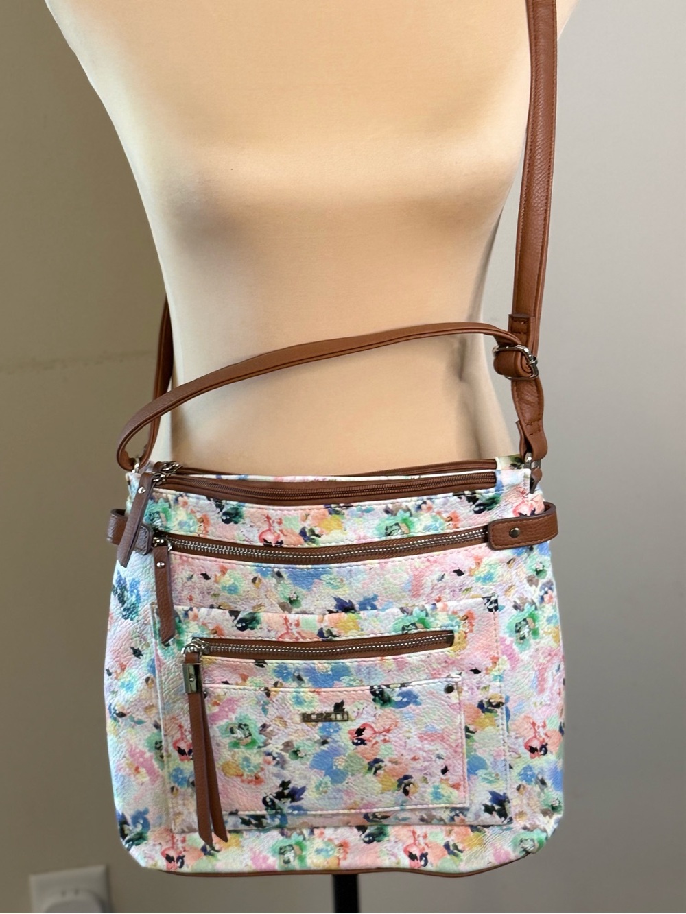 Rossetti floral faux leather cottage preppy shoulder bag retro 80s chic pockets